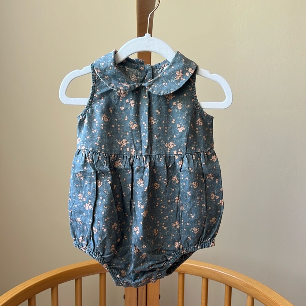 Rylee and Crew romper in dark blue-green with little peach flowers, size 12-18m